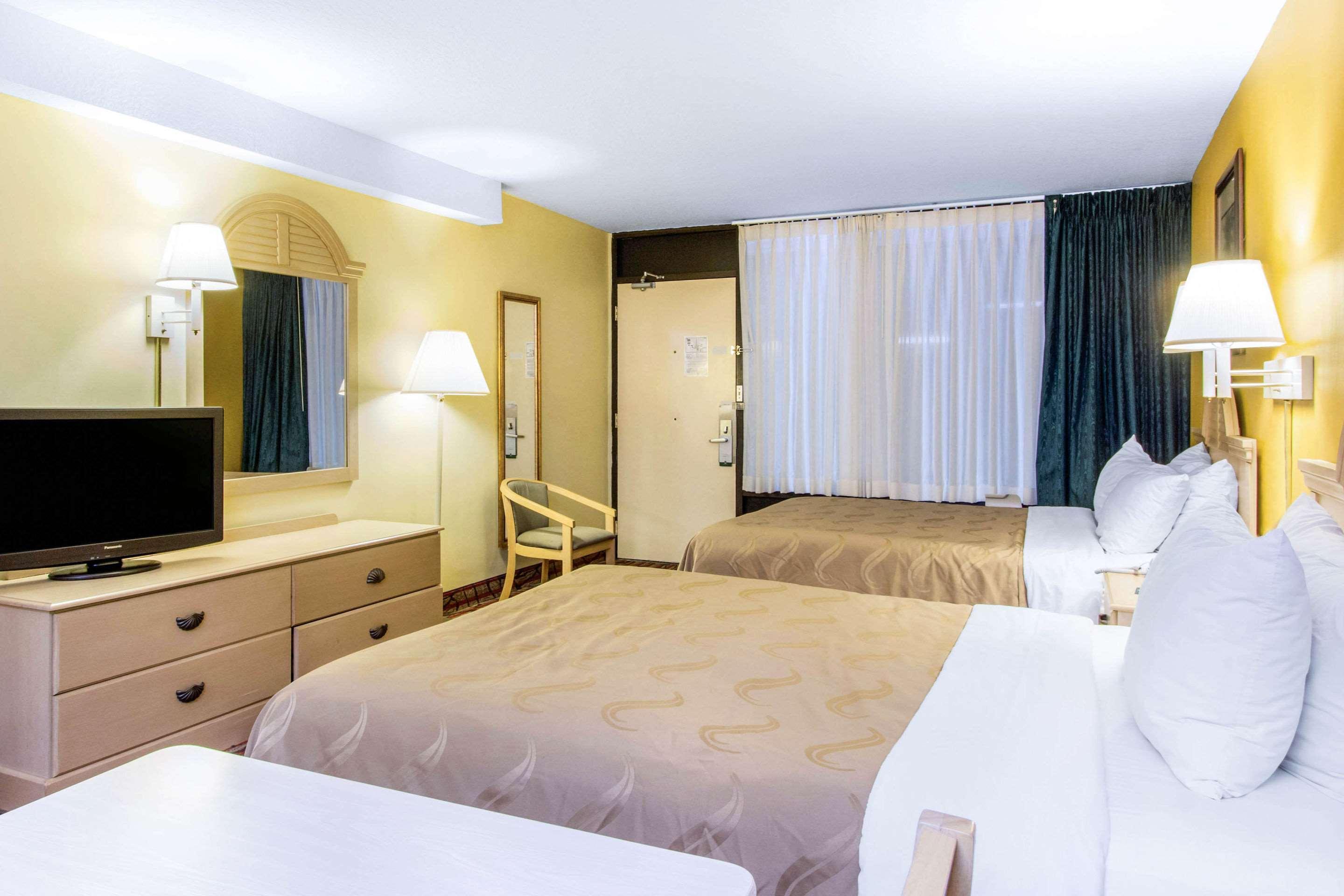 Rodeway Inn Central Clearwater Beach Exterior foto